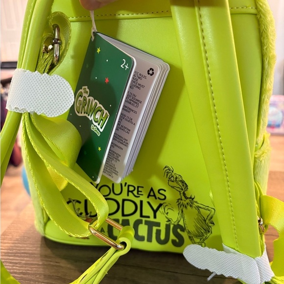 Loungefly light up Dr. Seuss Grinch Plush Backpack - Soft Yellow green main image 6